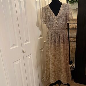 Dex Floral V-Neck Maxi Dress